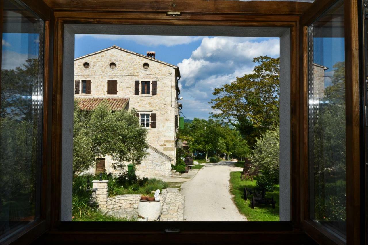 Rooms Agroturizam Romano Буйе Екстериор снимка
