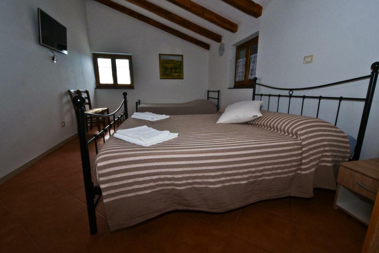 Rooms Agroturizam Romano Буйе Екстериор снимка