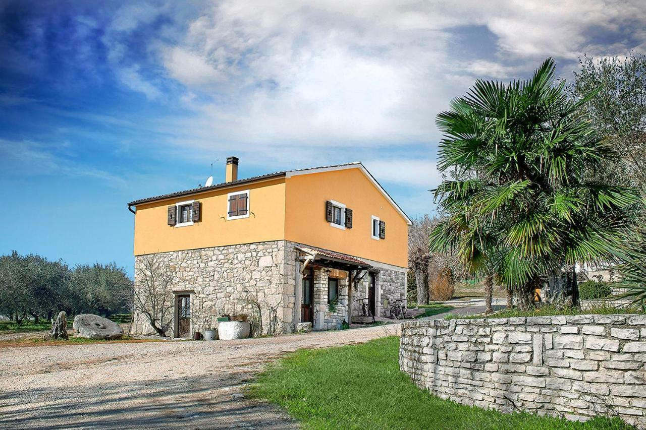 Rooms Agroturizam Romano Буйе Екстериор снимка